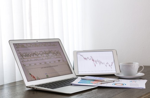 Scalping vs. Day Trading